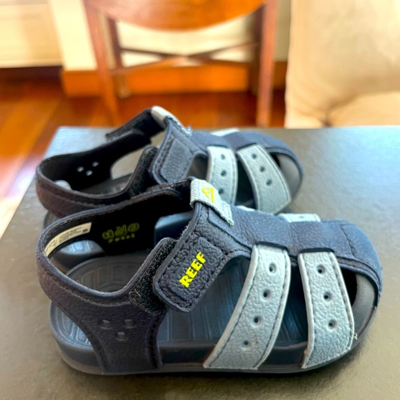 Reef Toddler Sandals - Picture 1 of 6